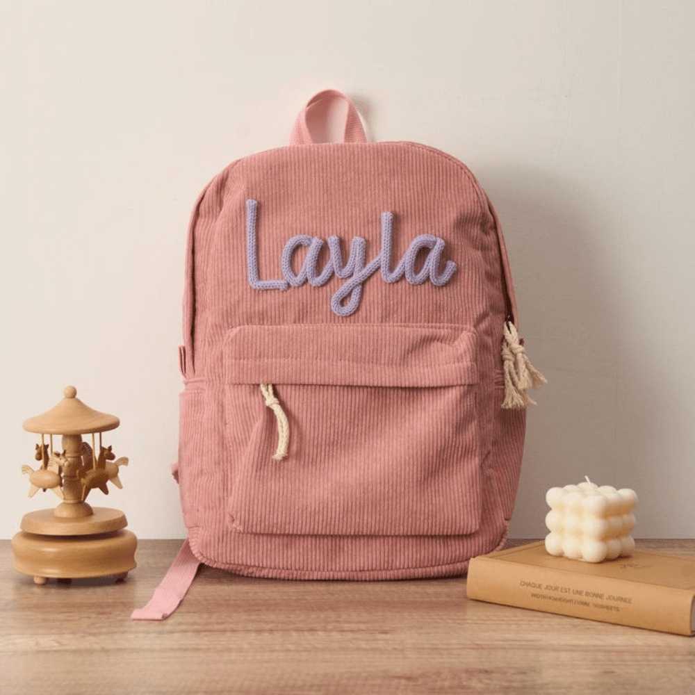 Mochila de pana personalizada con nombre bordado